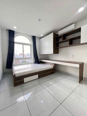 Căn hộ studio cửa sổ - ban công cao cấp – thang máy & bảo vệ 24/24 — ảnh 1