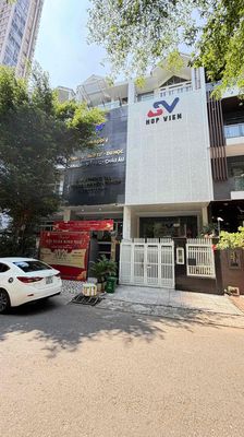 Ngộp ! Nhà Himlam Ngay Lotte Q7 - Hầm 4 Lầu Bán Giá Mềm 27,5 Tỷ — ảnh 1