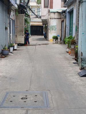 Tân phú lương thế vinh _42m2_4 tầng_hẻm nội bộ,xe hơi đổ cửa_nhỉnh 4t — ảnh 1