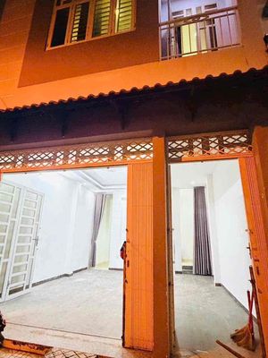 Nhà mới đẹp NC núp hẻm 240 Phạm Văn Chiêu P9 — ảnh 1