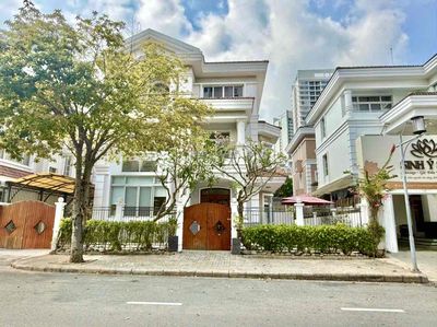 Cho Thuê biệt thự Phú Mỹ Hưng, Quận 7 — ảnh 1