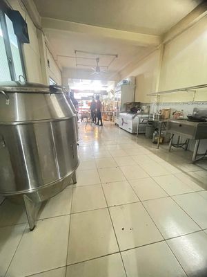 Góc 2 Mặt Tiền Thích Quáng Đức 150m2 Có 1 Lầu Cho làm quán ăn 23Tr — ảnh 1