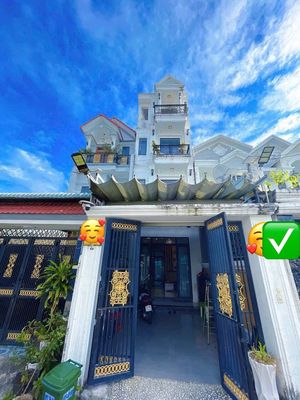Bán nhà 1 Trệt 3 Lầu Hiệp Thành, Thủ Dầu Một, tặng nội thất — ảnh 1