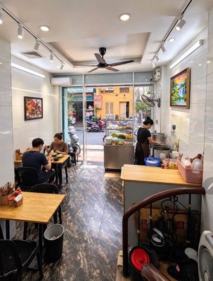 Nhà 6 tầng mặt ngõ ô tô Trần Khát Chân, KD sầm uất — ảnh 1