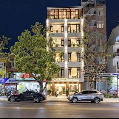 Giảm 28 Tỷ Bán Gấp Hotel Mặt Tiền Đường Trung Tâm - 140m2 Ngang 8.5M — ảnh 1