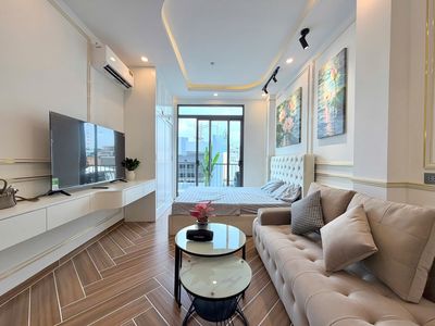 Cho thuê căn hộ dịch vụ studio ban công quận 10 gần Cư Xá Đô Thành — ảnh 1