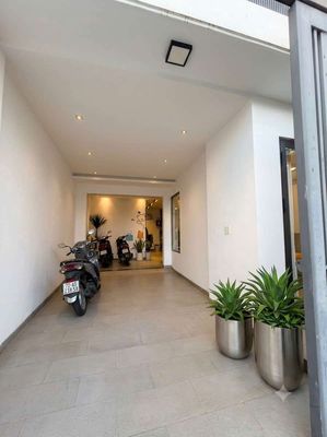 Bán nhà 04 tầng hẻm ô tô — ảnh 1