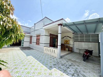 Bán Nhà mặt tiền đường nhựa hướng Đông Nam Biển Lộc An Đất Đỏ — ảnh 1