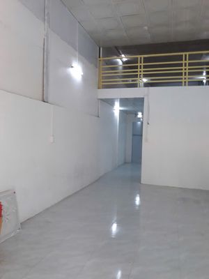 Cho thuê nhà nc 1 trệt 1 gác 2pn 1wc hẻm xe tải nhỏ 68m2 giá 7tr — ảnh 1
