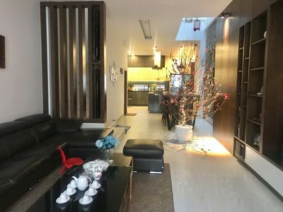 Cho thuê nhà nguyên căn 3 tầng MT đường An Thượng 28, sát biển Mỹ Khê — ảnh 1