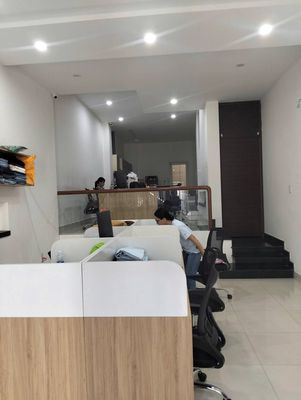 Cho thuê nhà nguyên căn 3 tầng MT đường Tố Hữu, gần Huỳnh Tấn Phát — ảnh 1