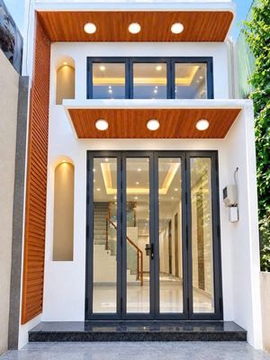 Q7 – Nhà Hẻm Xe Hơi, Tặng Full Nội Thất – Chỉ 2,68 Tỉ — ảnh 1