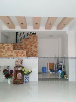 Nhà 2 phòng ngủ 4,5x7 cách mạng tháng 8. hẻm xe hơi — ảnh 1