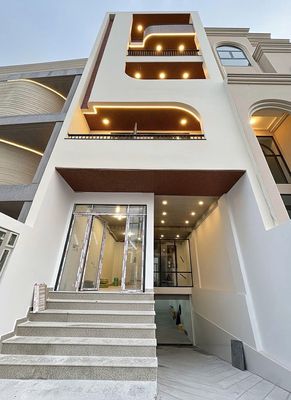 Hiếm! Cho thuê nhà huỳnh văn bánh. Q.PN - hầm thang máy - giá cực rẻ — ảnh 1