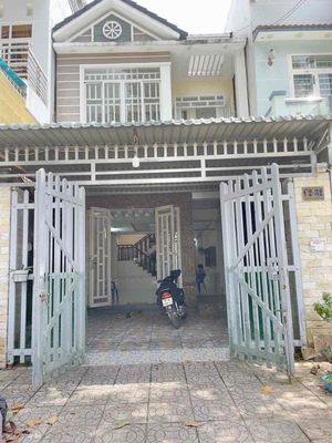 Cho thuê nhà trệt lầu 1p thờ 3p ngủ máy lạnh kdc An Thới — ảnh 1