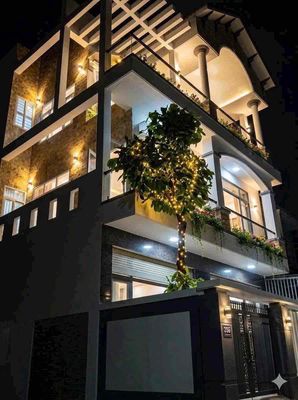 Cho Thuê Biệt Thự Xuân Thới Đông Hóc Môn — ảnh 1