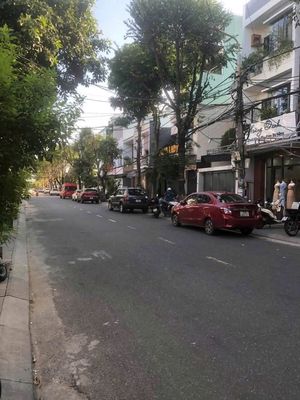 Cho thuê nhà 3 tầng gần chợ Nguyễn Tri Phương — ảnh 1
