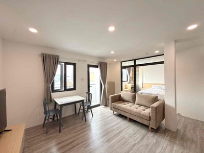Căn hộ mini 1PN lớn 45m2 ban công Full nội thất kế cầu Nguyễn Văn Cừ — ảnh 1