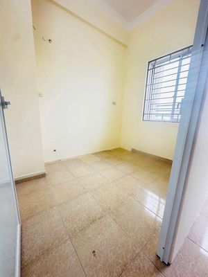 Bán CC 214 Nguyễn Xiển 43m2 2PN sổ đỏ — ảnh 1