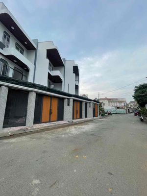 Bán Nhà 1 Trệt 2 Lầu đổ 3tấm, phường biên Hoà, tp đồng Nai. — ảnh 1